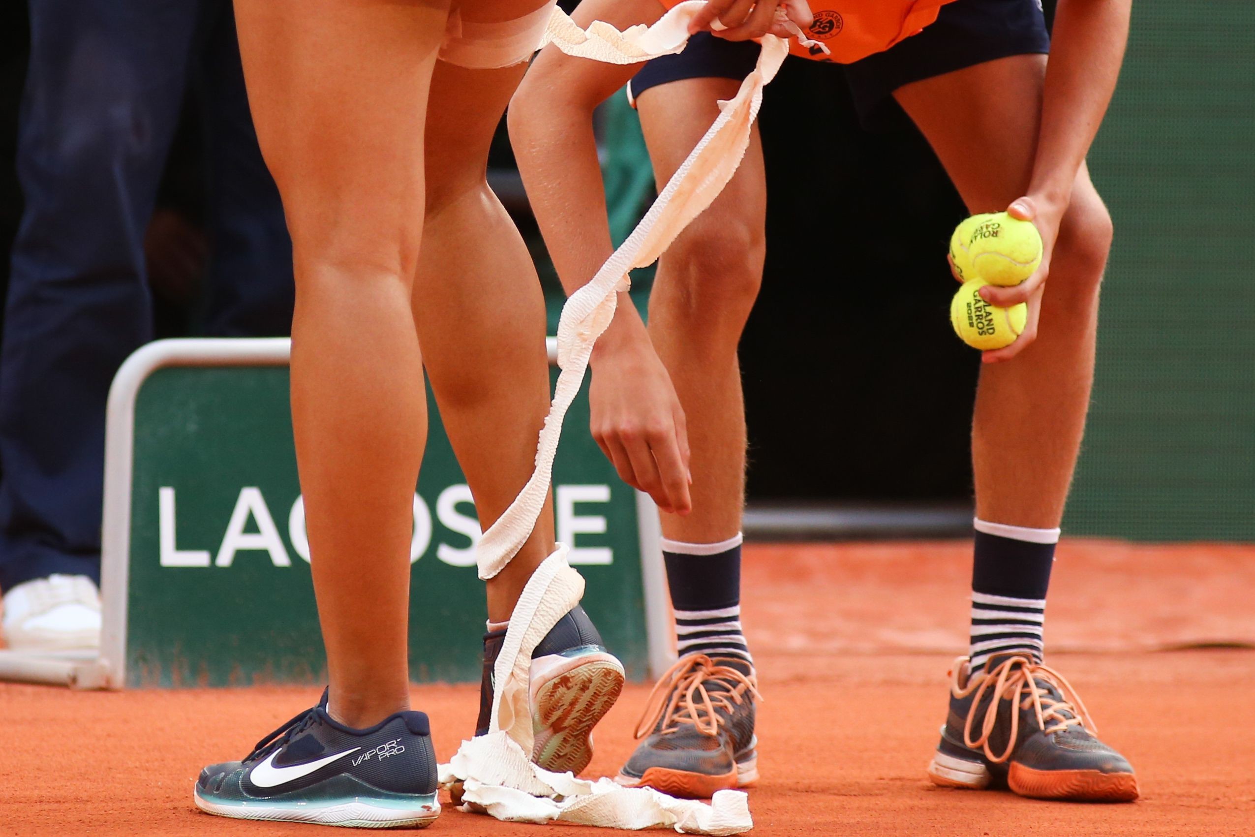 mk体育官网深圳男篮训练开放日；窗口期止住颓势引欢呼；社区盾在即；数据趋势出现新变化(深圳本地新闻今日头条)